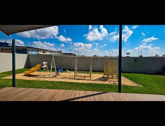 2 BEDROOM APARTMENT FOR SALE IN KYALAMI RIDGE